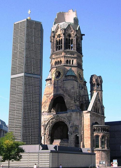 Near Kurfürstendamm Apartment