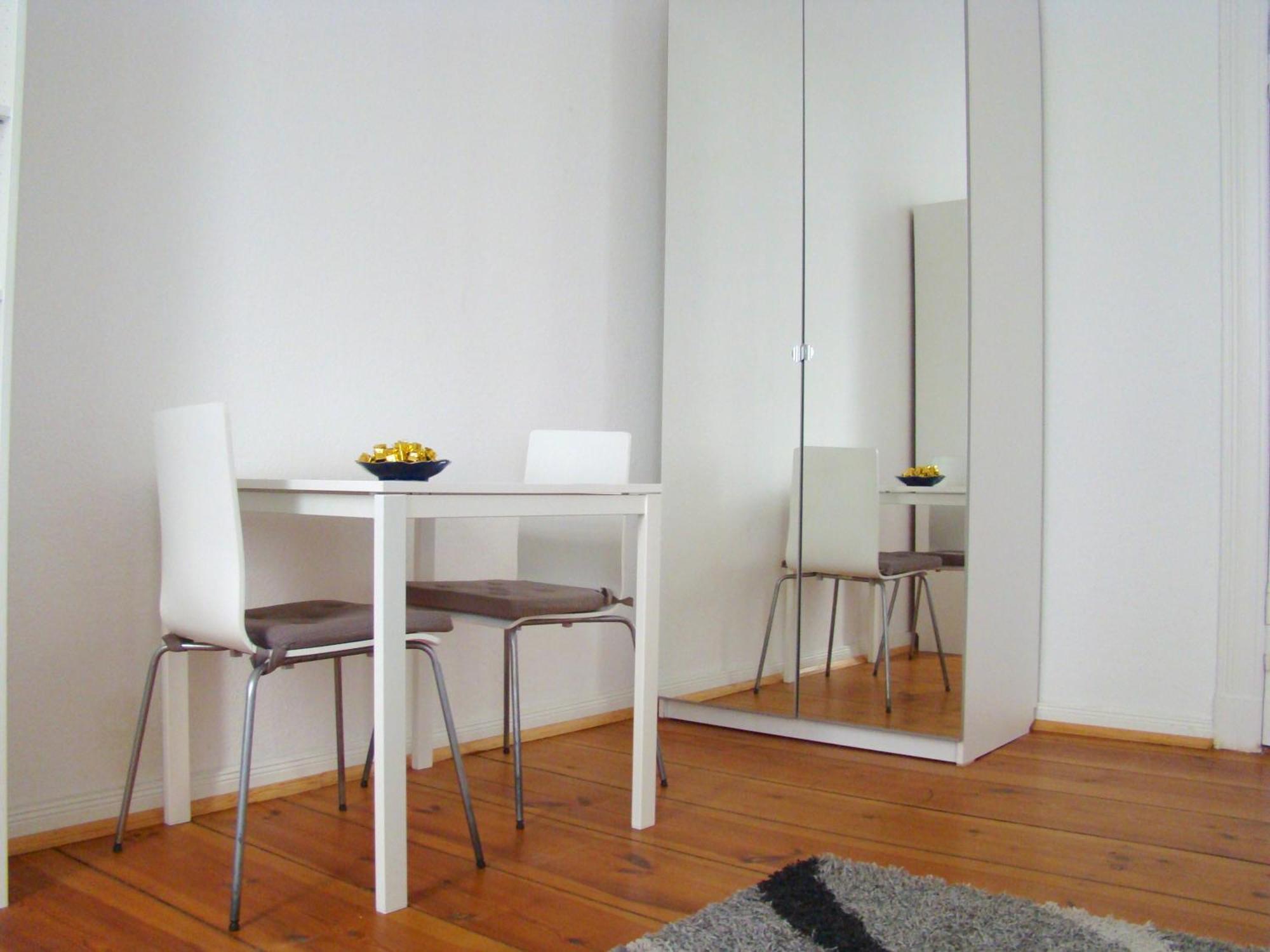Apartment Near Kurfürstendamm